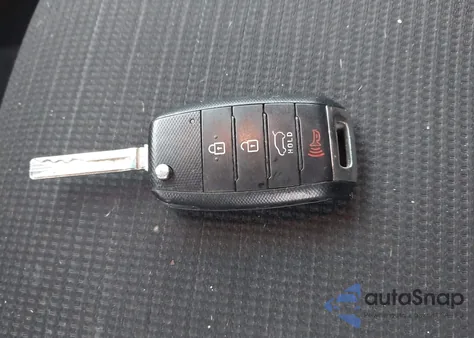 2015 Kia Sorento Lx z USA, uszkodzony, nr VIN 5XYKT4A64FG644422